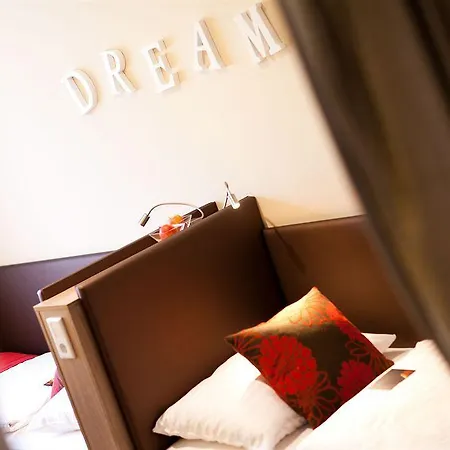 Bed & Breakfast Stadthalle Wenen