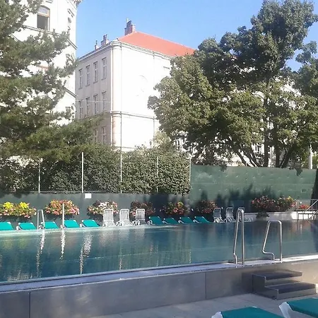 In Hernals 2* Vienna