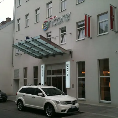 Orangerie Hotel 4*
