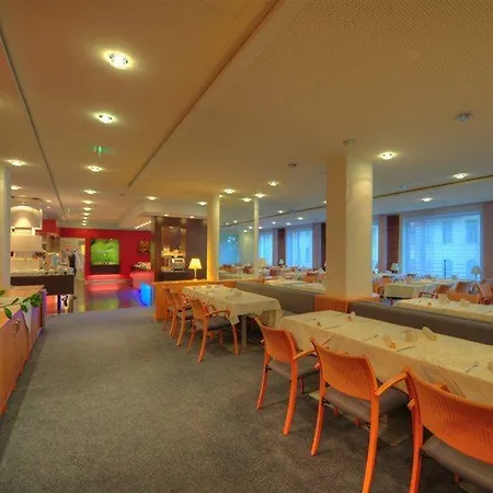 Hotel Hotel&palais Strudlhof 4*