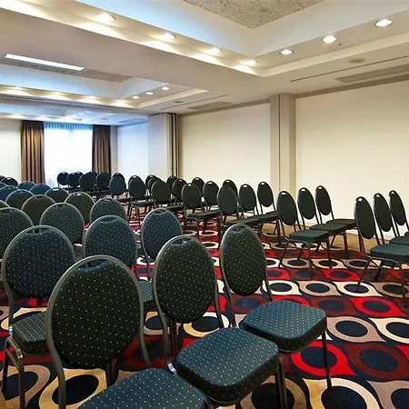 Hotel Leonardo 4*