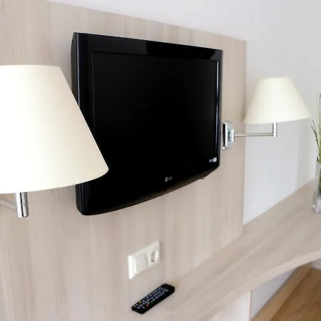 Hotel Europahaus 2*