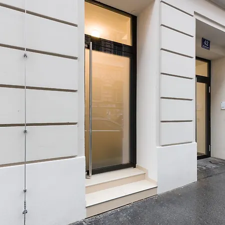 Apartment Belvedere *