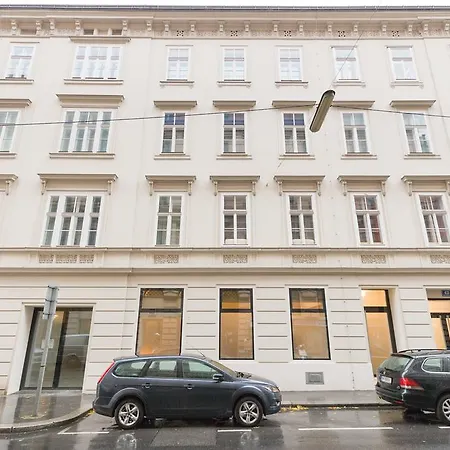 Apartment Belvedere