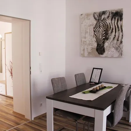 Huglgasse Apartment Vienna