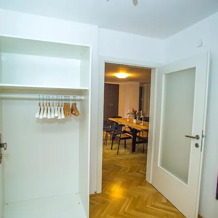 Apartment Hotspot Apartments Westbahnhof Vienna