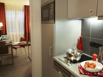 Adagio City Aparthotel 4*