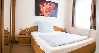 Residenz Donaucity Aparthotel Vienna