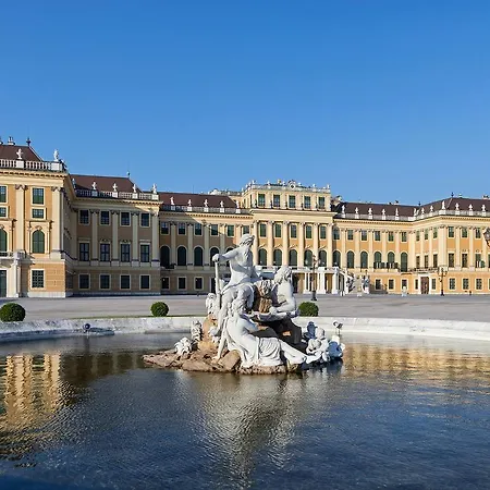 Apartment Schloss Schoenbrunn Grand Suite Vienna