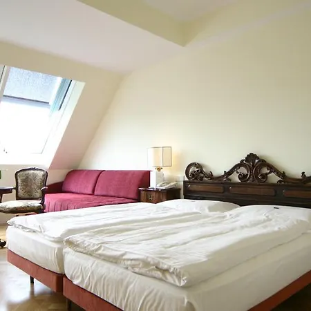 Hotel Royal 4*