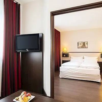 Nh Hotel 4*