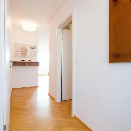 Sas-niccy Apartment *