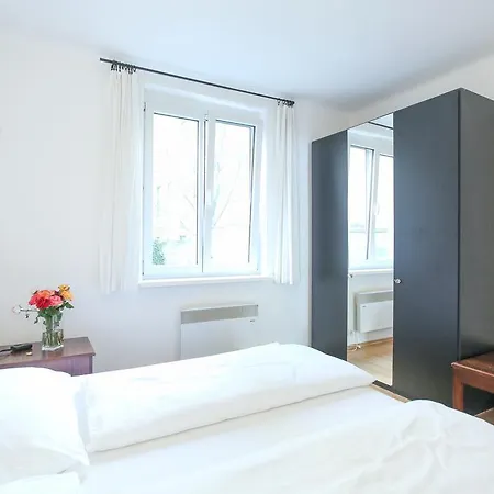 Viennaflat - 1040 Apartment *