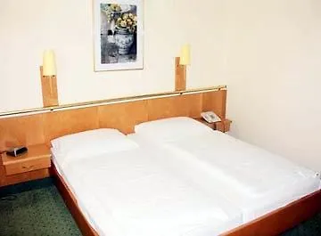Hotel Hadrigan 3*
