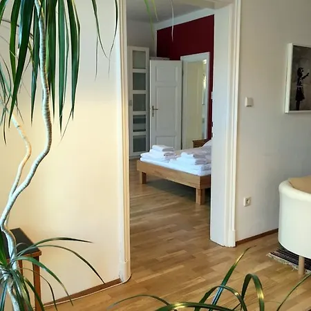 Apartment Near Rathaus
