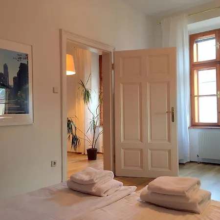 Apartment Near Rathaus *