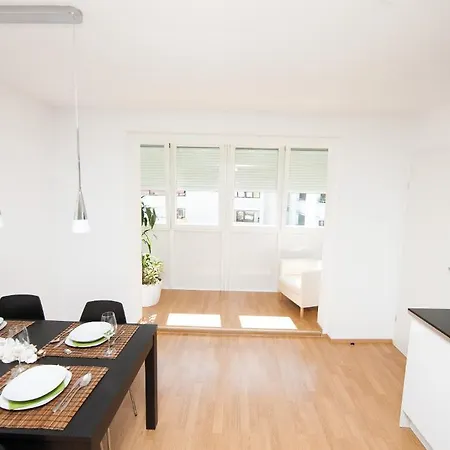 Apartment Traditional Tav *