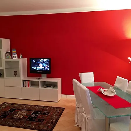 Philadelphia Apartment *