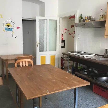 Chichilli Hostel
