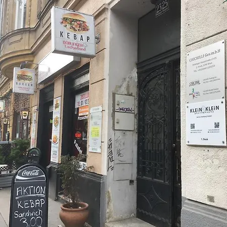 Chichilli Hostel * Vienna