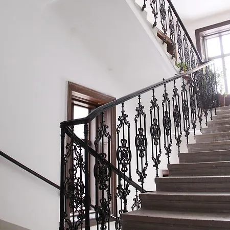 Apartment Checkvienna - Edelhof Vienna
