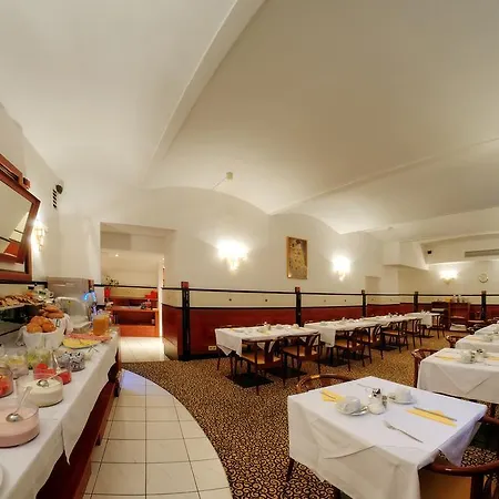 Carlton Opera Viena