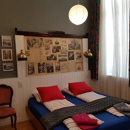 Guestroom Vip - Smoking Allowed Guest house