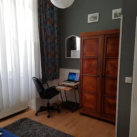 Guest house Guestroom Vip - Smoking Allowed Vienna