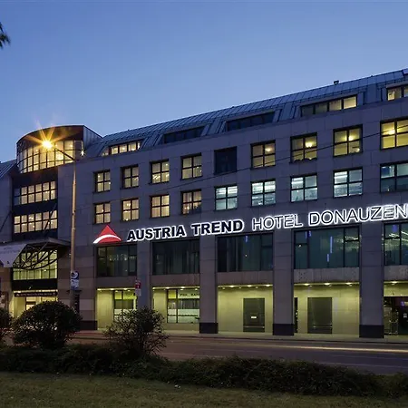 Arcotel Donauzentrum 4*