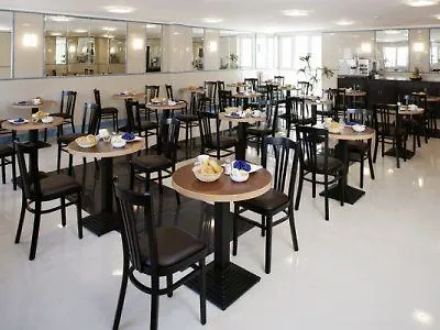Hotel Donaustadt Kagran - At Metro U1