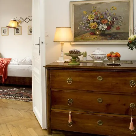Feeling Apartment *