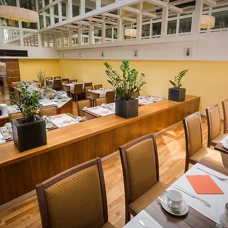 Enziana Hotel 3*