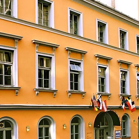 Szálloda Arthotel Ana Adlon