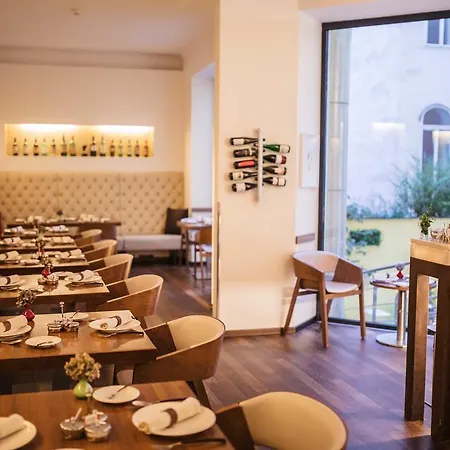 Rathaus - Wein&design Hotel
