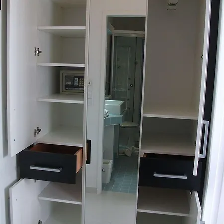 Vienna Central Rooms 3*