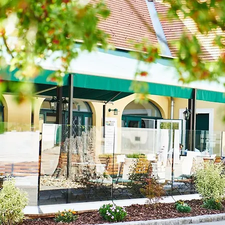 Europahaus Hotel 2*