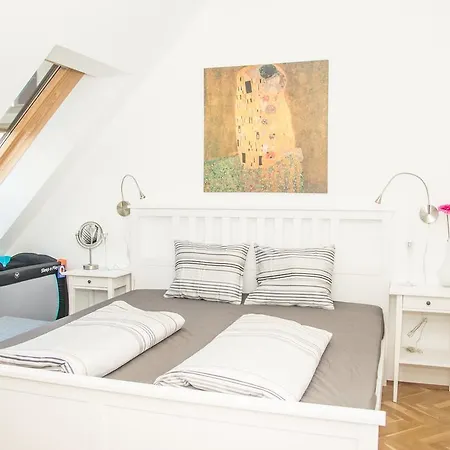 Hotspot Apartments Westbahnhof Vienna