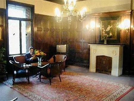 Atlanta Hotel 4*