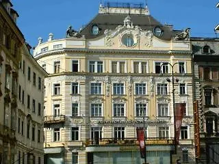 Neuer Markt 3*
