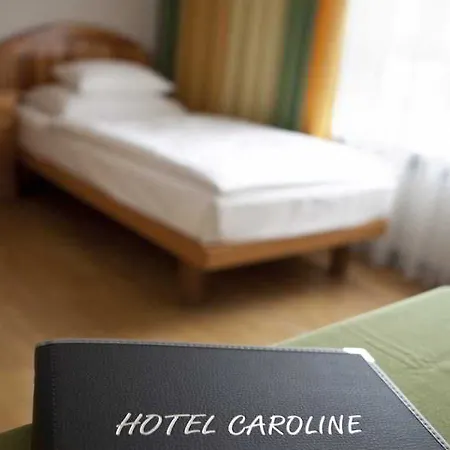 Hotel Caroline 3*