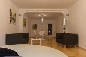 Hotel Center - Zentrum Ii 3*