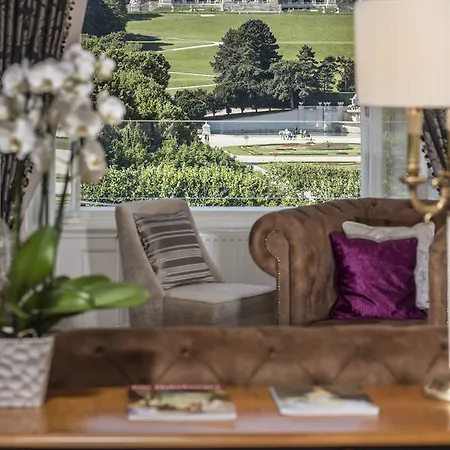 Schloss Schoenbrunn Grand Suite Vienna