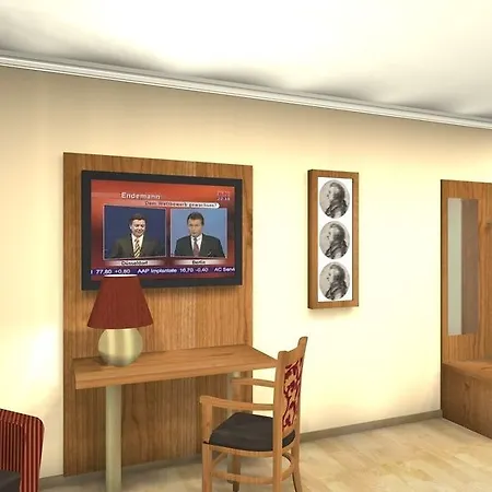 Hotel Elaya Center 4*