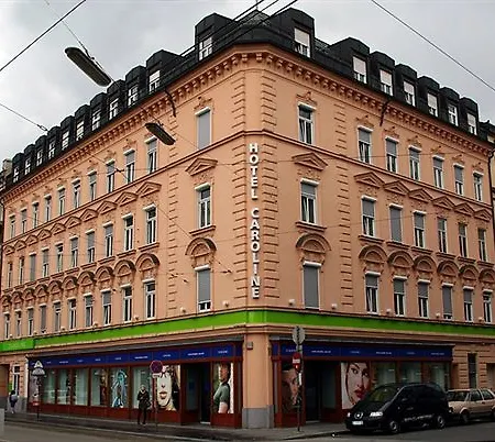 Caroline Hotel 3*
