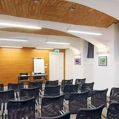 Ξενοδοχείο Fortyplusone - Newly Renovated!