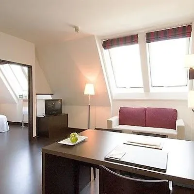 Hotel Nh Vienna