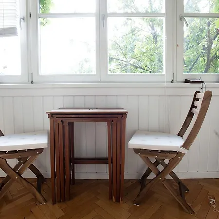 Retro-vienna Apartment Vienna