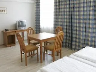 Ξενοδοχείο Geblergasse 3*
