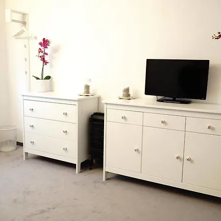 Wohnen Im Herzen Von At The Waterfront Apartment
