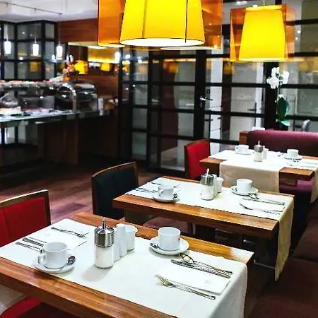 Hotel K+k Palais